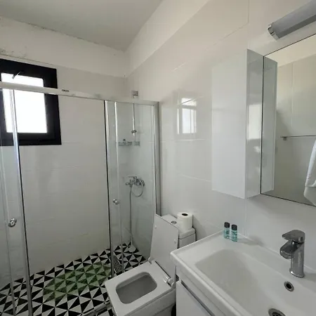Caesar Apartment